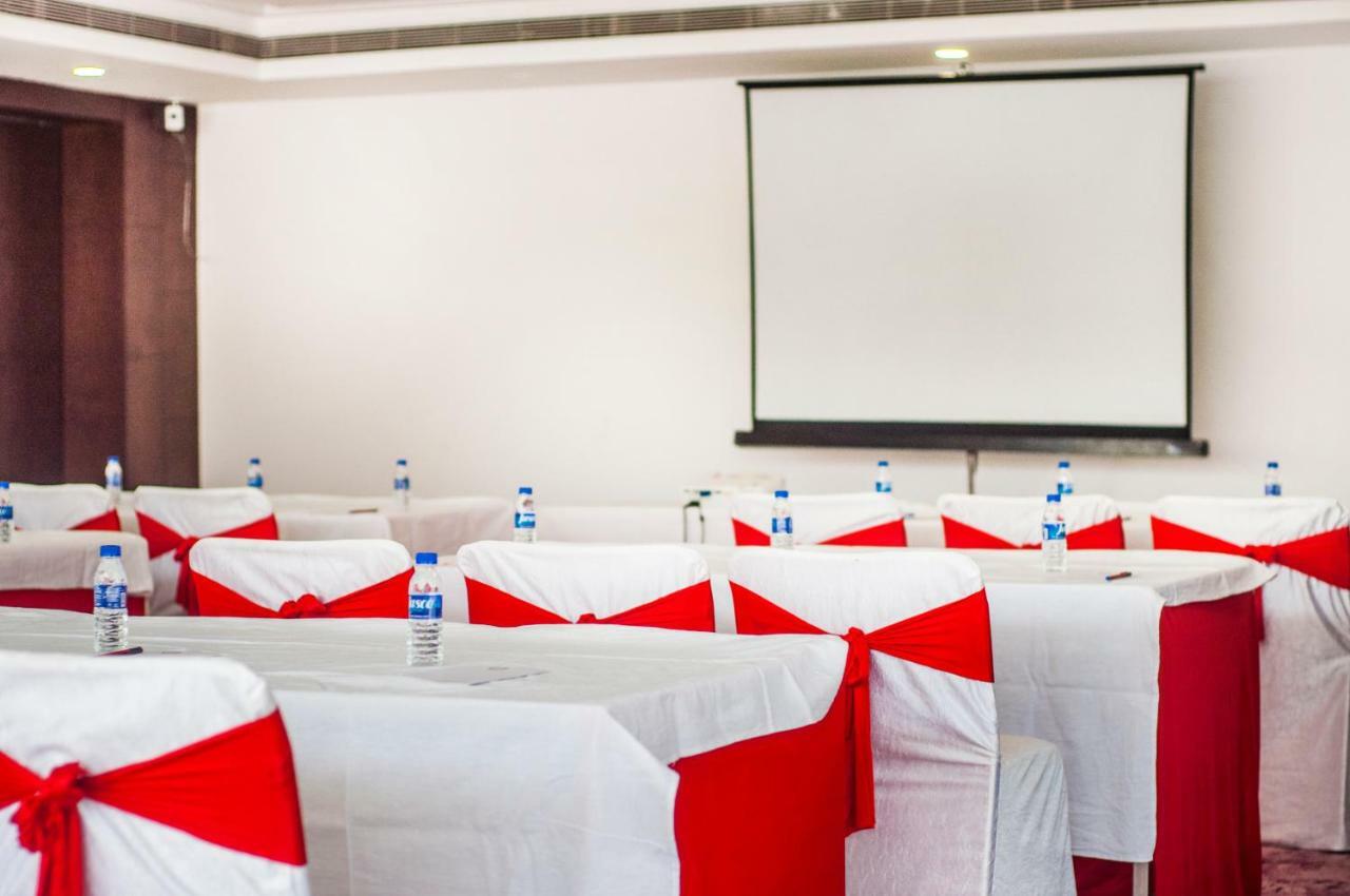 Jalsa Resort Indore Luaran gambar