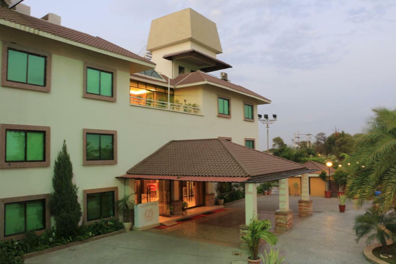 Jalsa Resort Indore Luaran gambar