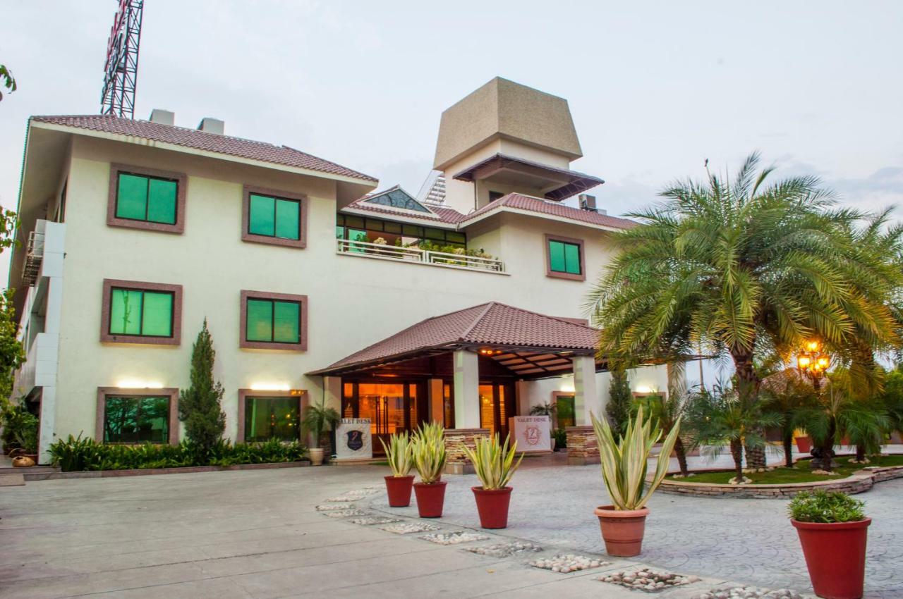 Jalsa Resort Indore Luaran gambar