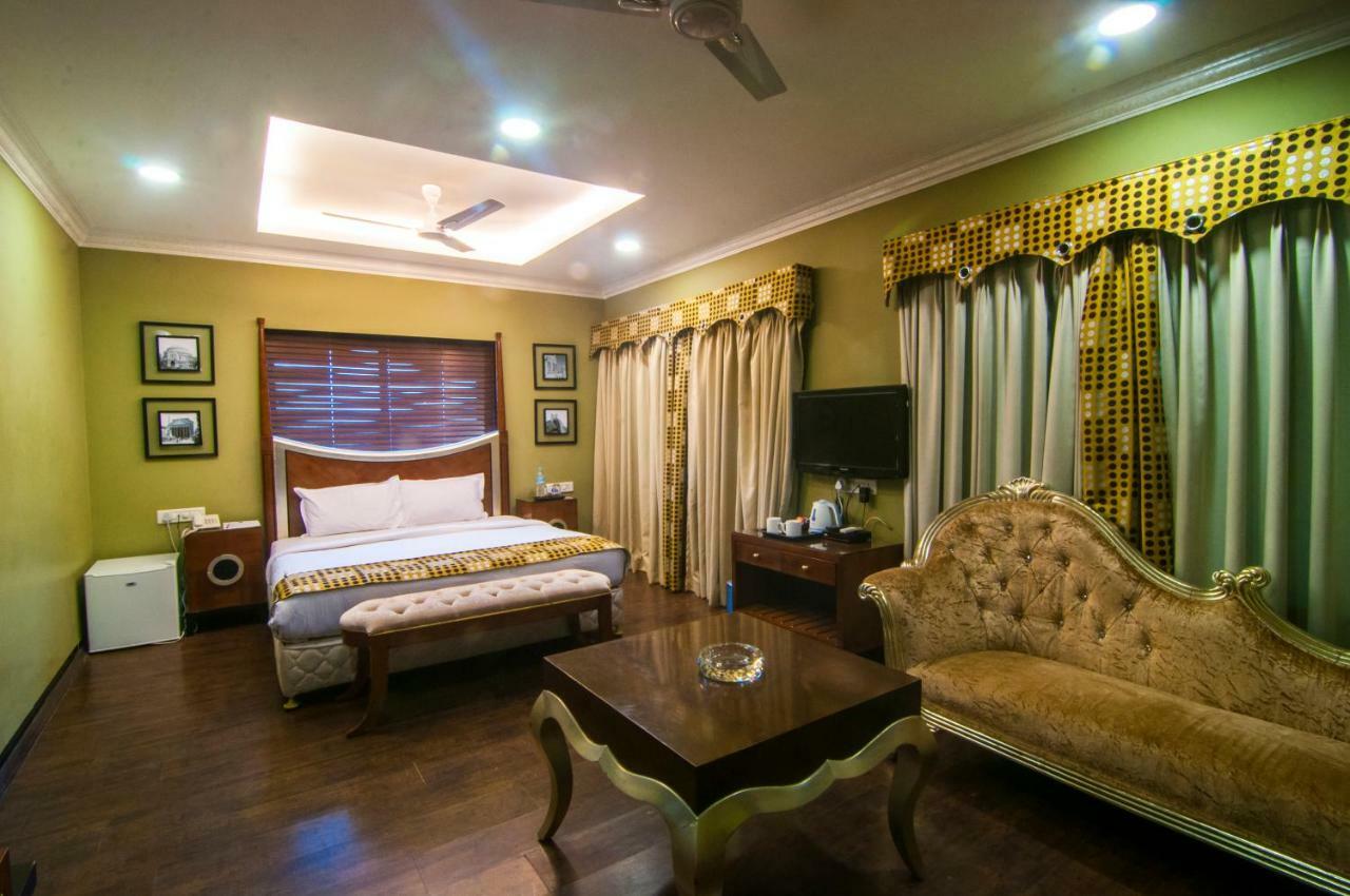 Jalsa Resort Indore Luaran gambar
