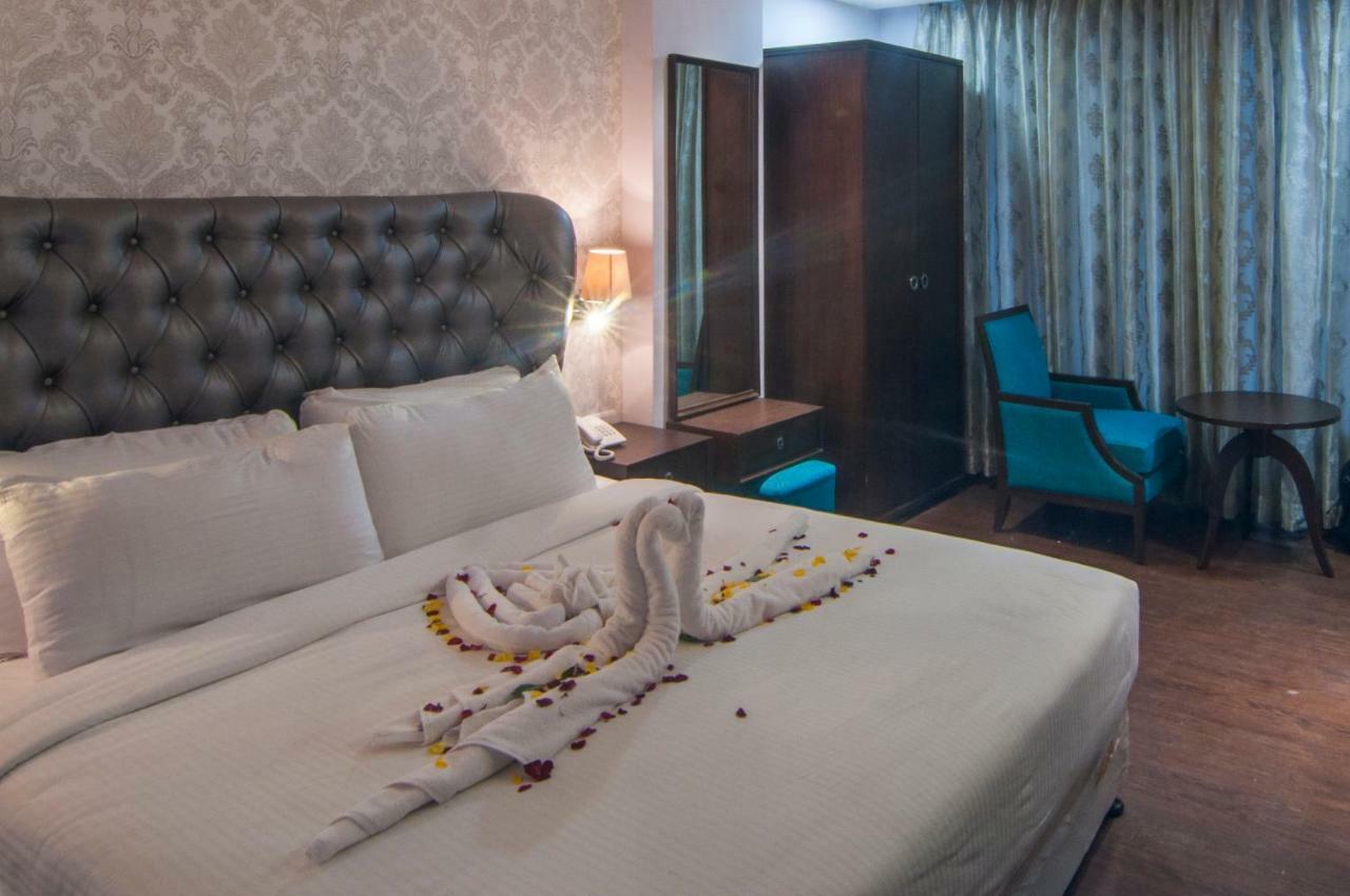 Jalsa Resort Indore Luaran gambar