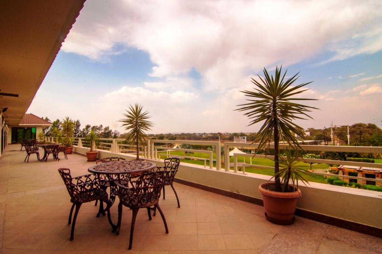 Jalsa Resort Indore Luaran gambar