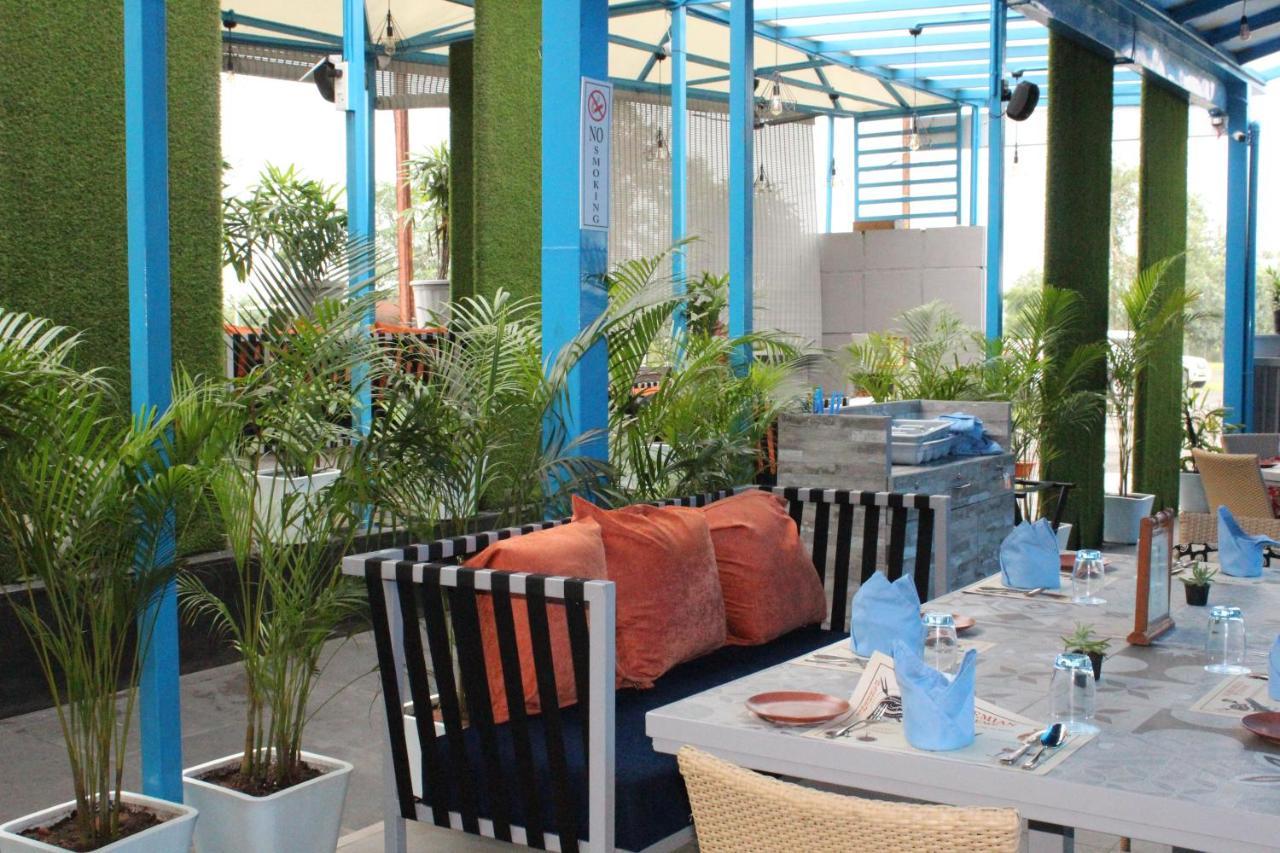 Jalsa Resort Indore Luaran gambar